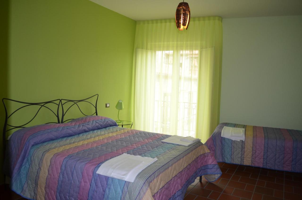 B&B La Casa Di Giulietta Castelmezzano Kültér fotó